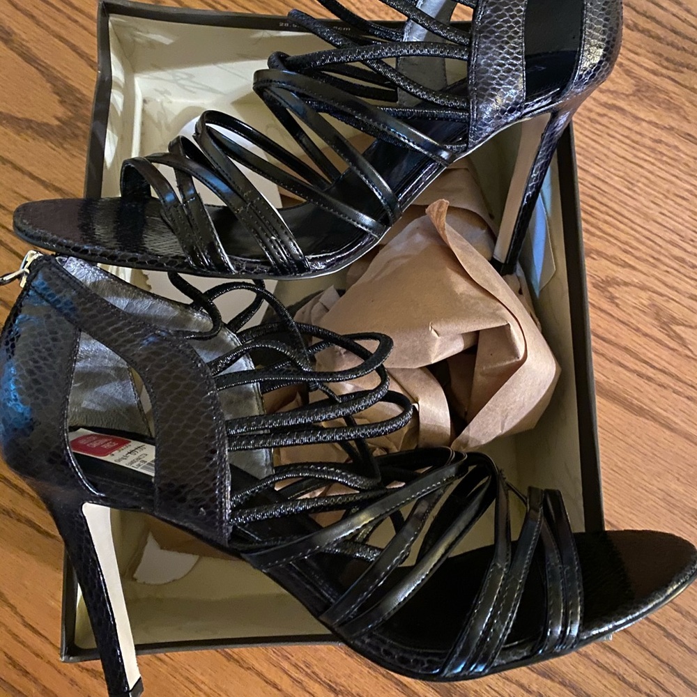 NEW Enzo Angiolini Eamochacita Black Sandals 10M